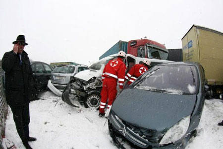 http://www.russianaustria.com/forum/images/car-crash-auto-autounfall-salzburg-wien-russian_austria-2008-015.jpg
