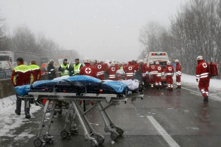 http://www.russianaustria.com/forum/images/car-crash-auto-autounfall-salzburg-wien-russian_austria-2008-017.jpg