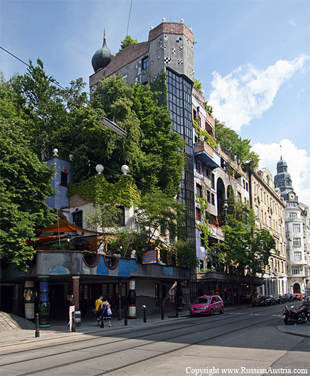 http://www.russianaustria.com/forum/images/dom-friedensreich_hundertwasser-wien_vienna-russian_austria-01.jpg